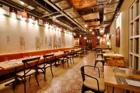 [lang en]Dining[/lang][lang vi]Nhà-hàng-và-quầy-bar[/lang]