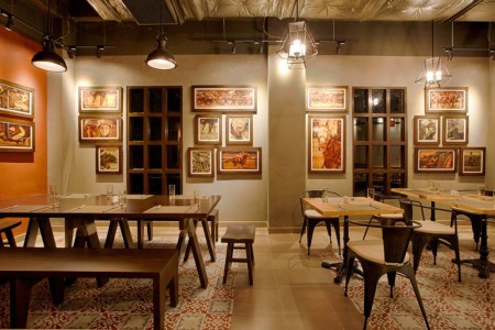 [lang en]Dining[/lang][lang vi]Nhà-hàng-và-quầy-bar[/lang]
