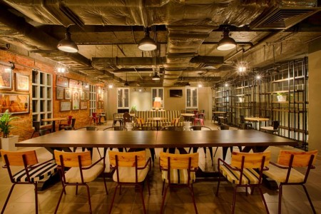 [lang en]Dining[/lang][lang vi]Nhà-hàng-và-quầy-bar[/lang]